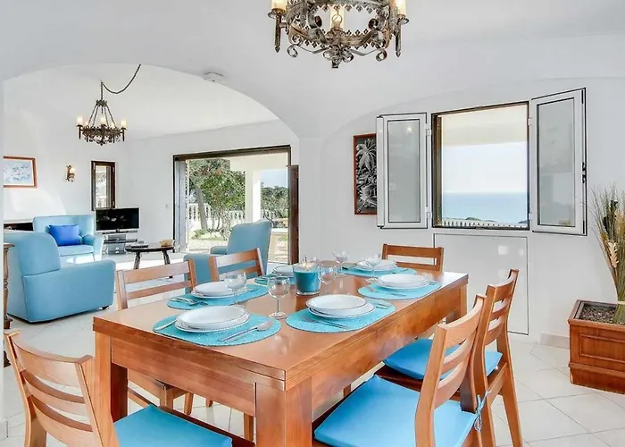 Brigida Villa Patroves